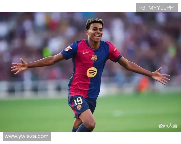 足球明星壁纸大图尽显球场魅力与风采让你随时欣赏偶像的精彩瞬间