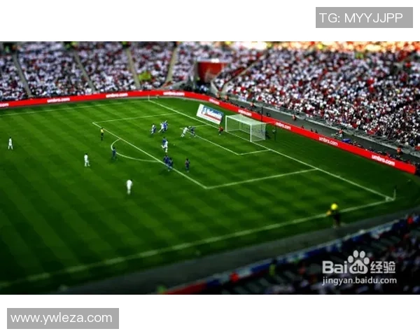 足球明星高清封面图片精选展现球场魅力与风采的视觉盛宴