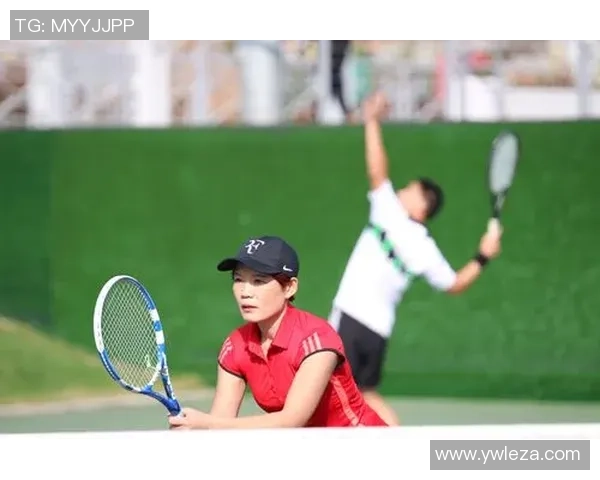 黄秀英独家分享网球技巧与心得体会助你提升球技与比赛表现